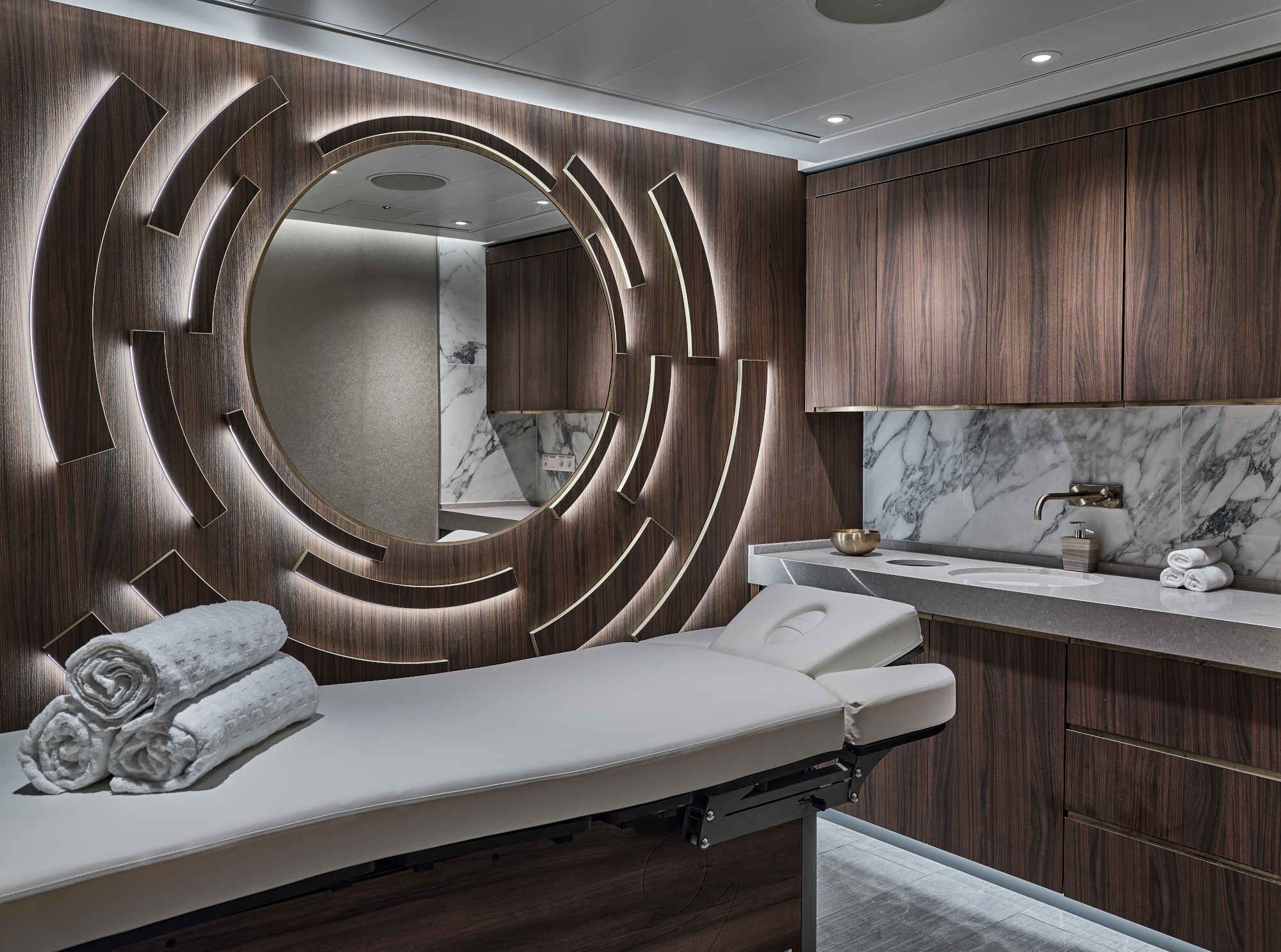 MyCruise Silversea Silver-Endeavour Offentlige-arealer Pool-spa11